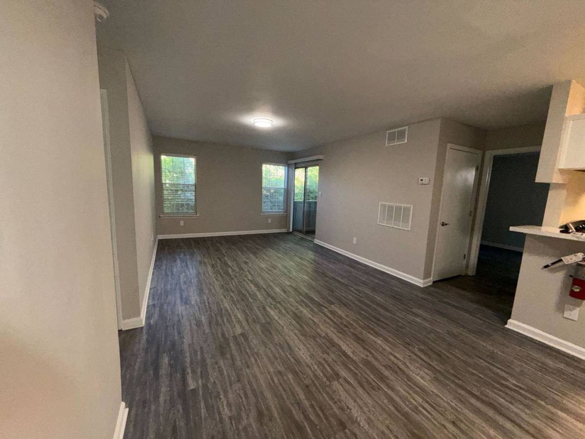 Apartment for rent at 3712 W Ave, Greensboro, NC 27407