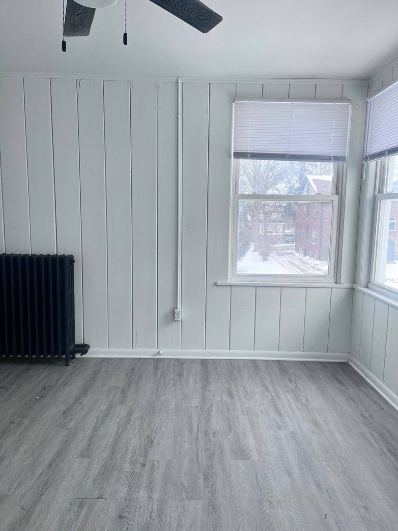 Apartment for rent at 2816 Cottage Grove Ave, Des Moines, IA 50311
