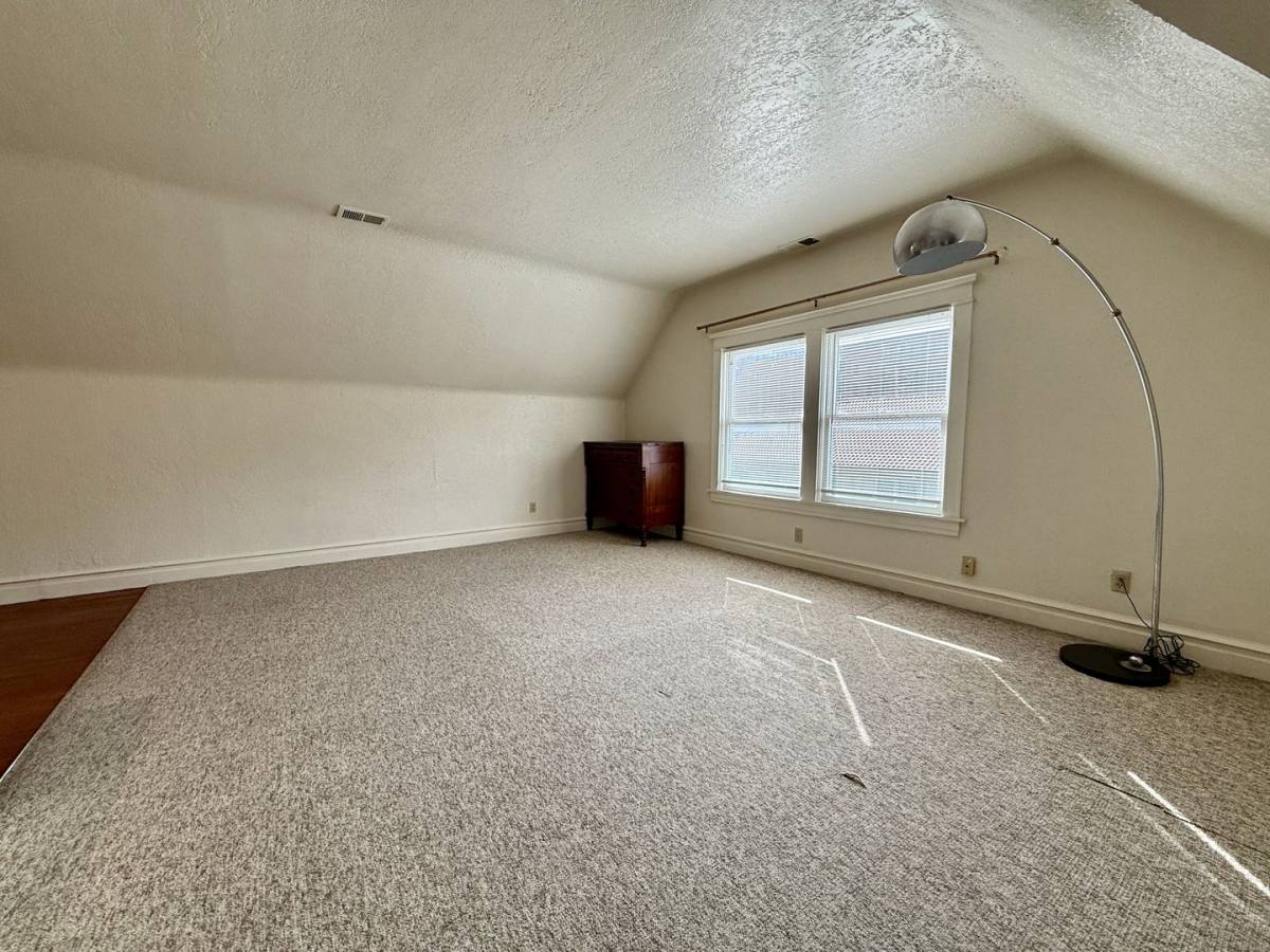 Apartment for rent at 3415 Locust St, Kansas City, MO 64109