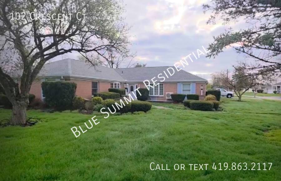 Apartment for rent at 102 Crescent Court, Bucyrus, OH 44820