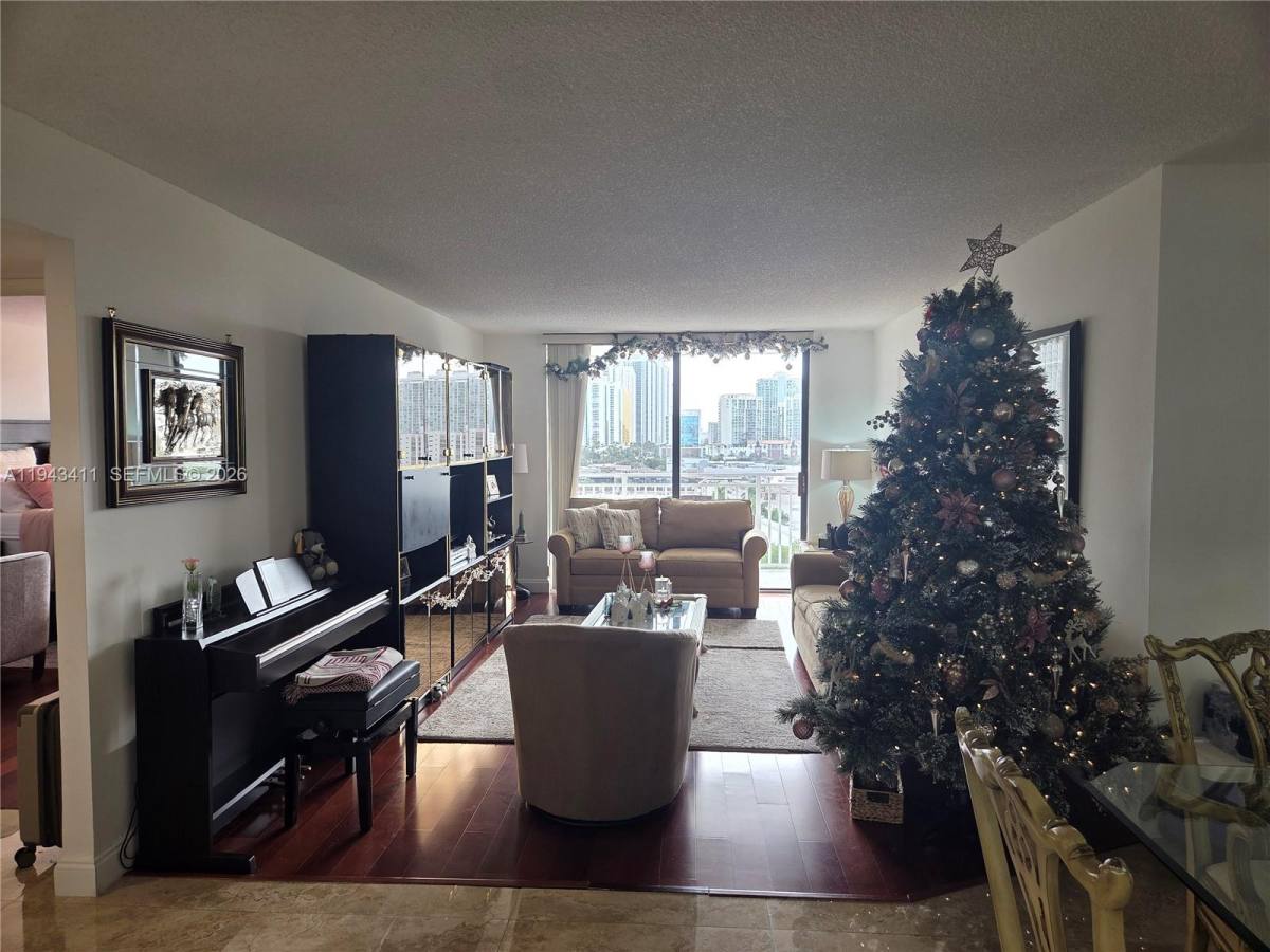 Apartment for rent at 210 174th St #1008, North Miami Beach, FL 33160