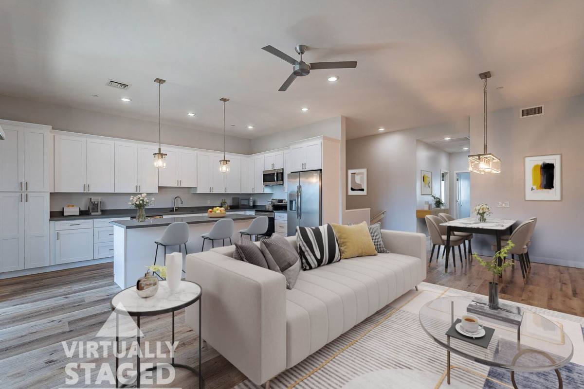 Townhouse for rent at 1645 E Cheery Lynn, Phoenix, AZ 85016