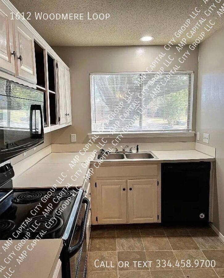 Townhouse for rent at 1612 Woodmere Loop, Montgomery, AL 36117