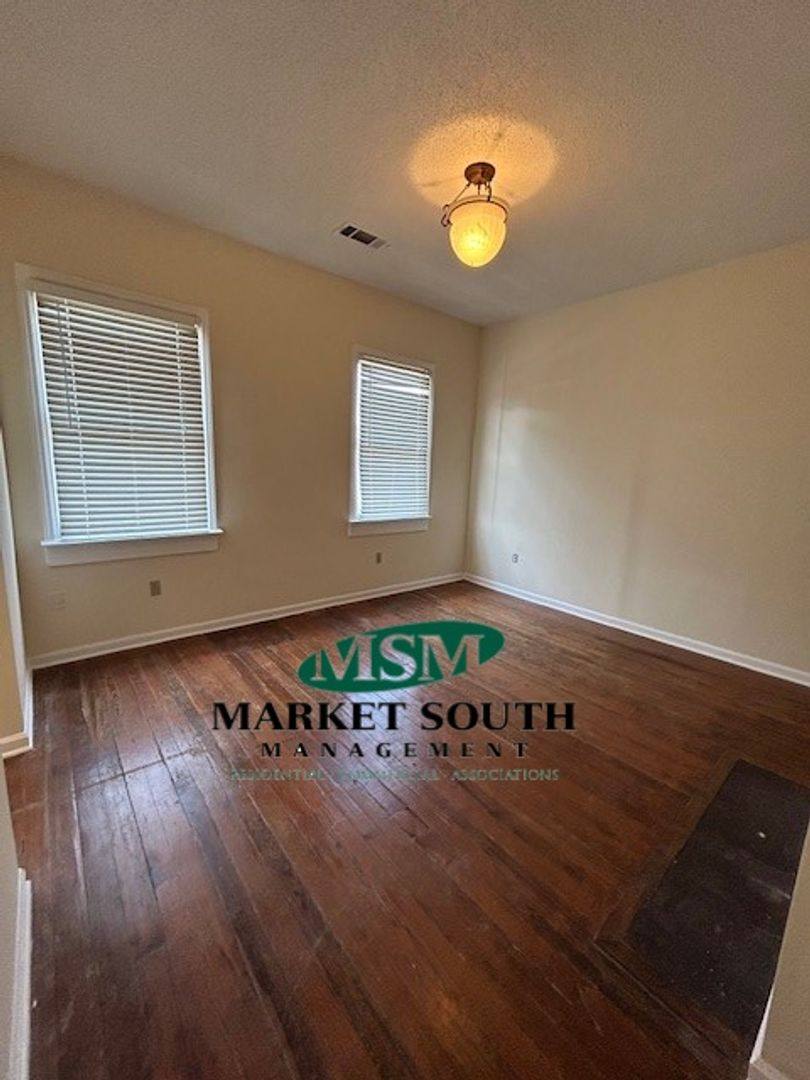 Apartment for rent at 212 E Anderson St, Savannah, GA 31401