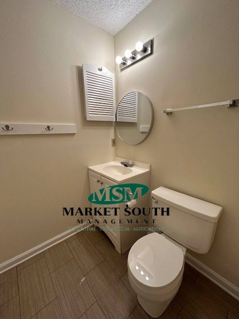 Apartment for rent at 212 E Anderson St, Savannah, GA 31401
