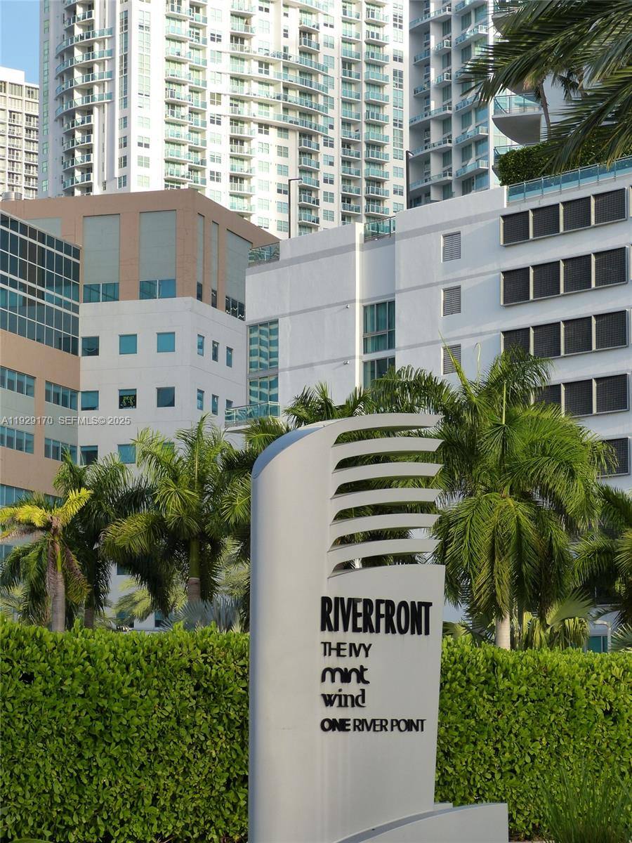 Apartment for rent at 90 SW 3rd St #1110, Miami, FL 33130