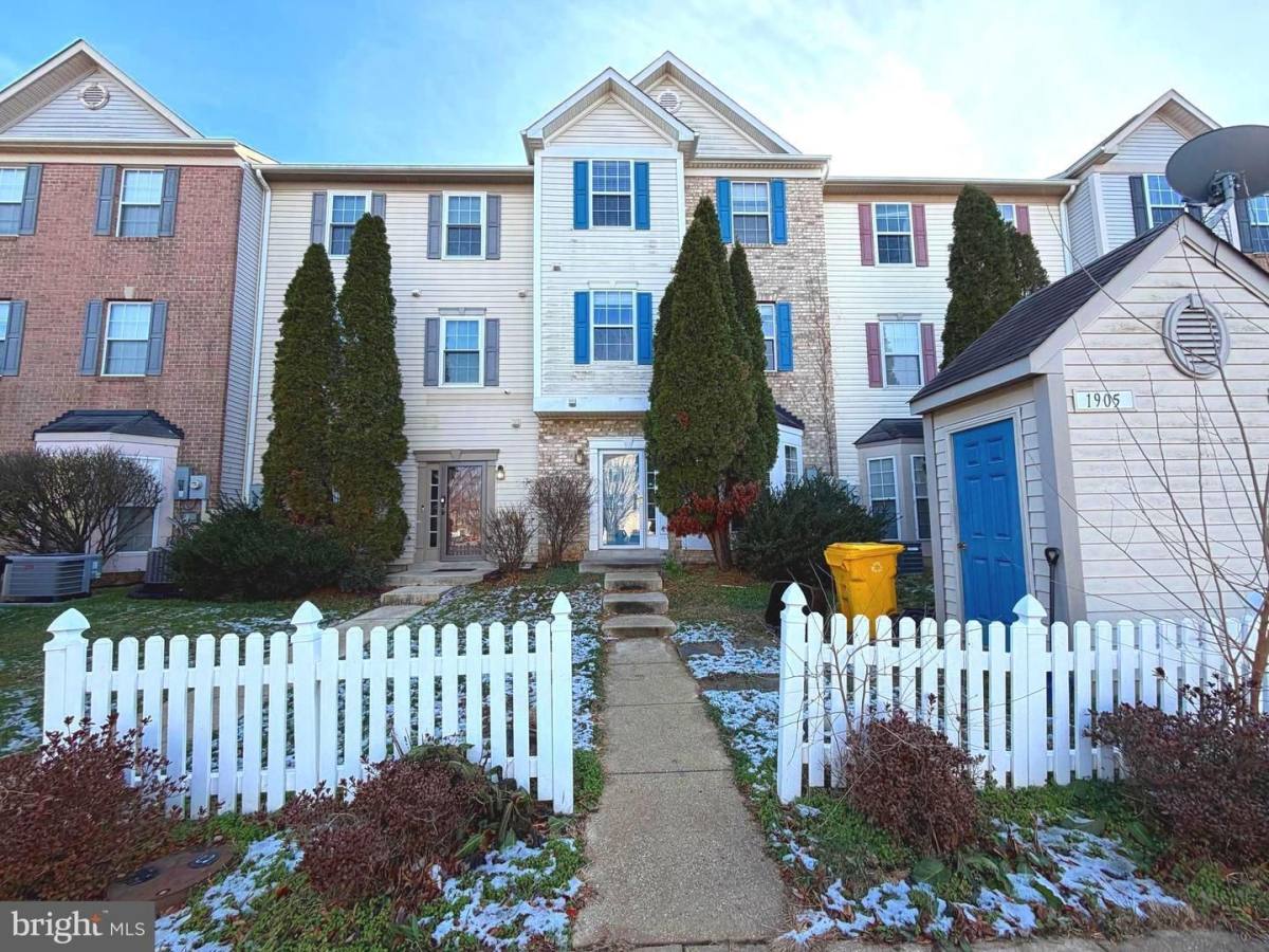 Townhouse for rent at 1905 Bulrush Court, Odenton, MD 21113