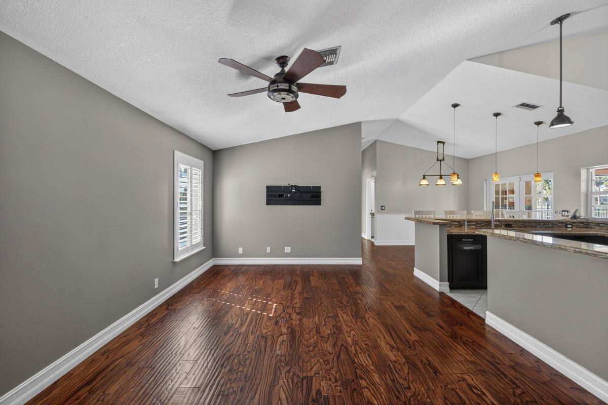 Apartment for rent at 9121 Paragon Way, Boynton Beach, FL 33472