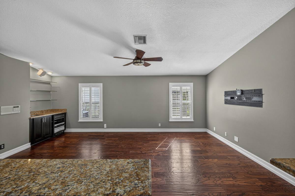 Apartment for rent at 9121 Paragon Way, Boynton Beach, FL 33472