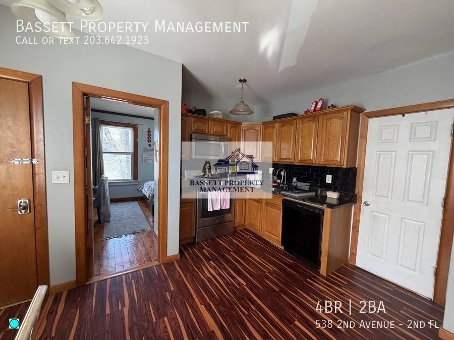 Apartment for rent at 538 2nd Ave, West Haven, CT 06516