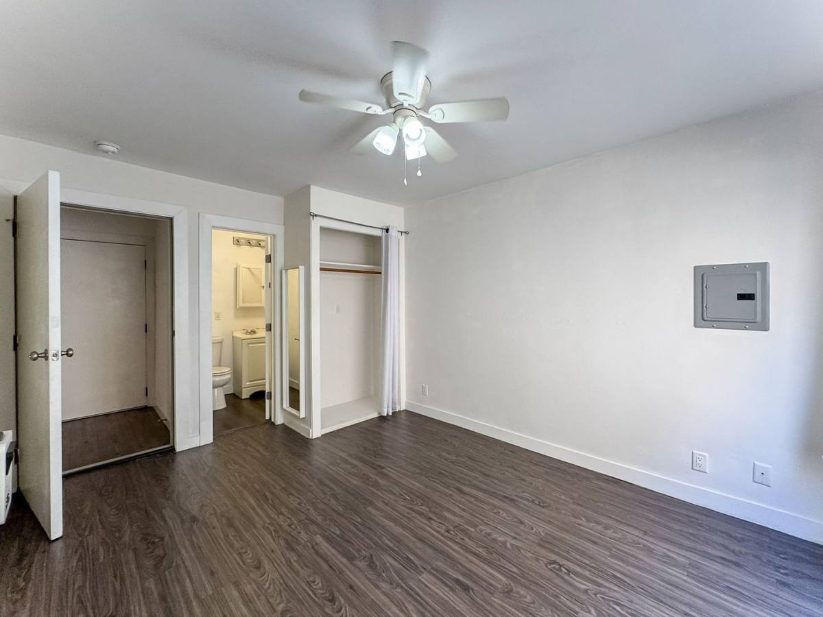 Apartment for rent at 3536 Hughes Ave #102, Los Angeles, CA 90034