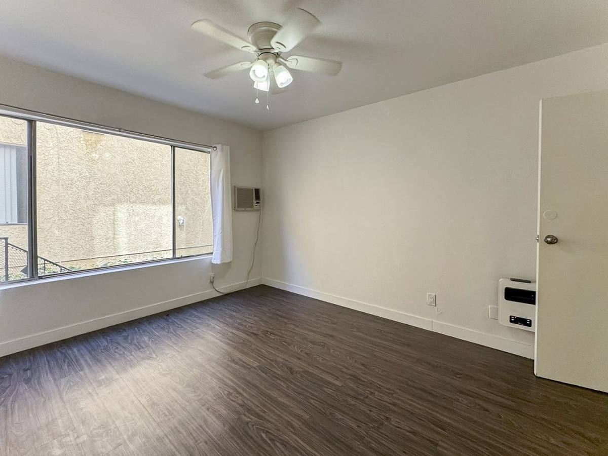 Apartment for rent at 3536 Hughes Ave #102, Los Angeles, CA 90034