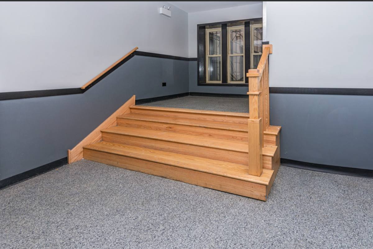 Apartment for rent at 7350 S Phillips Ave, Chicago, IL 60649