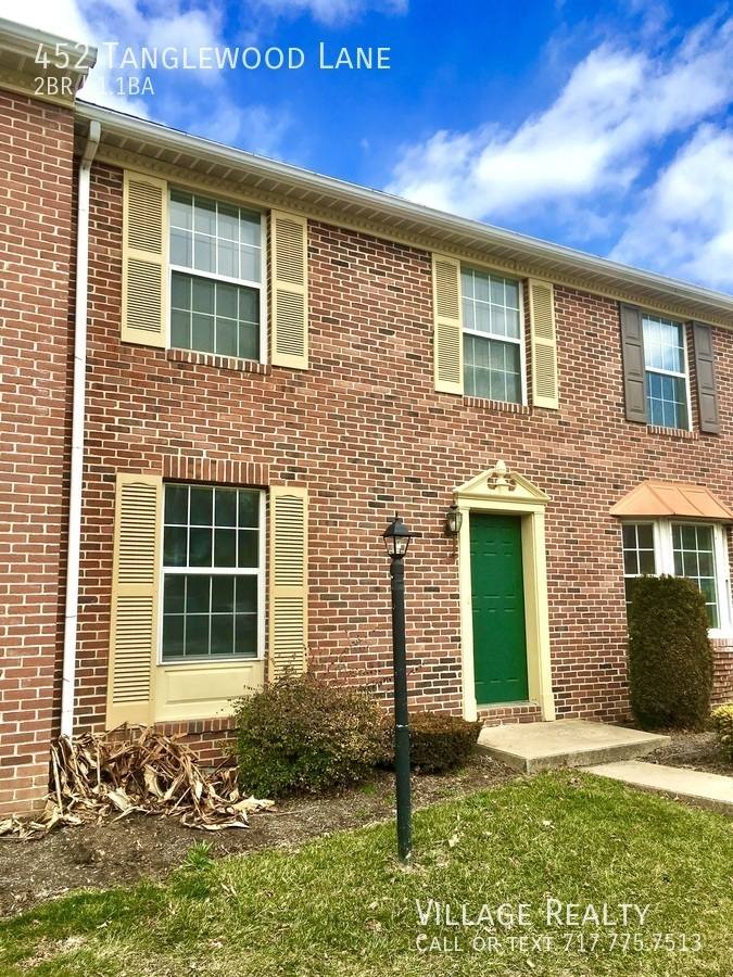 Townhouse for rent at 452 Tanglewood Lane, Dallastown, PA 17313