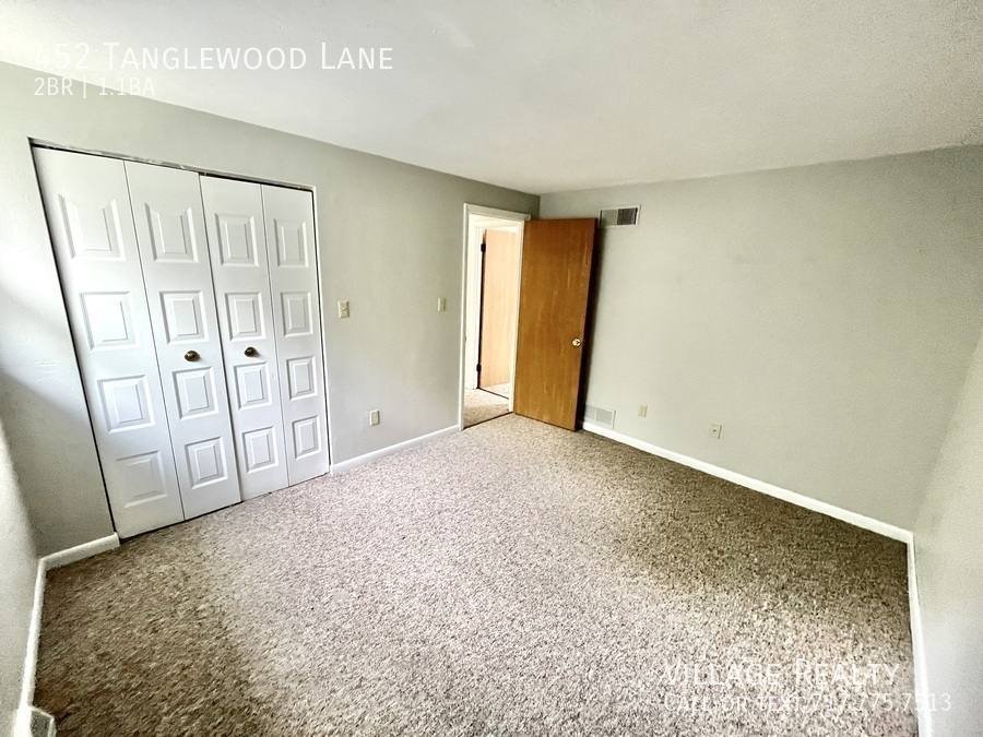 Townhouse for rent at 452 Tanglewood Lane, Dallastown, PA 17313