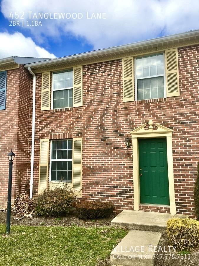 Townhouse for rent at 452 Tanglewood Lane, Dallastown, PA 17313