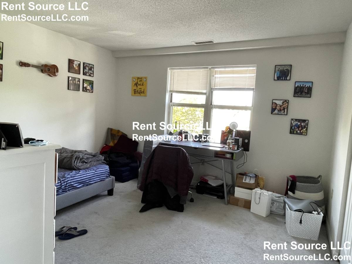 Townhouse for rent at 175 Beacon St #102, Somerville, MA 02143