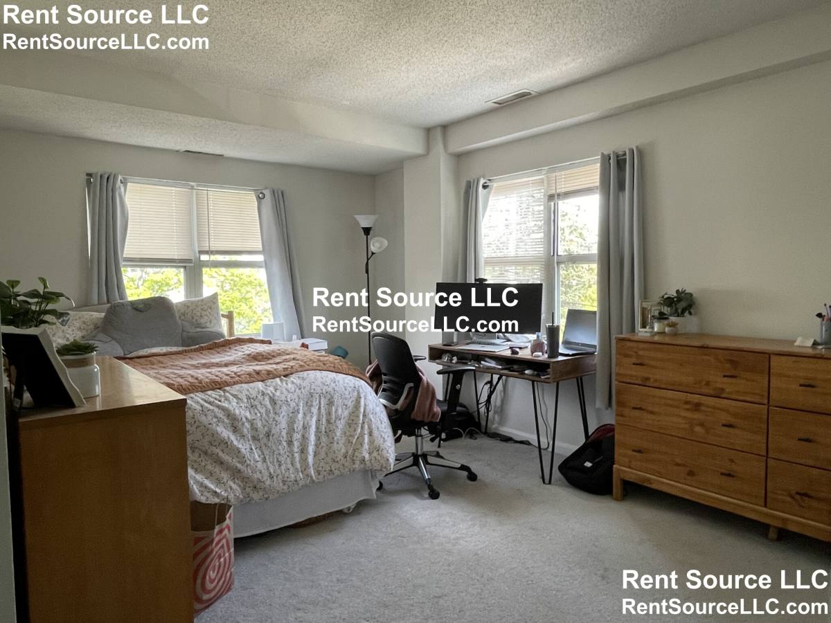 Townhouse for rent at 175 Beacon St #102, Somerville, MA 02143