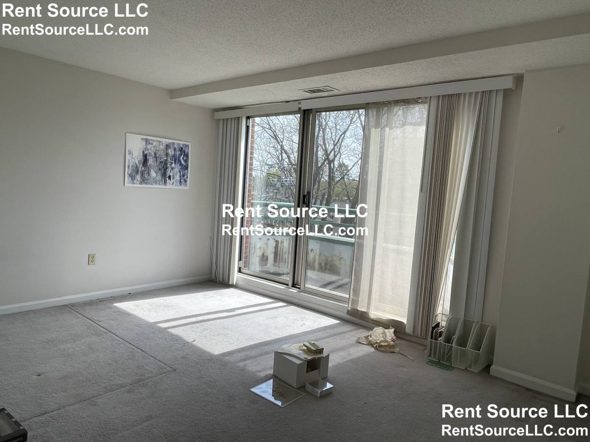 Townhouse for rent at 175 Beacon St #102, Somerville, MA 02143