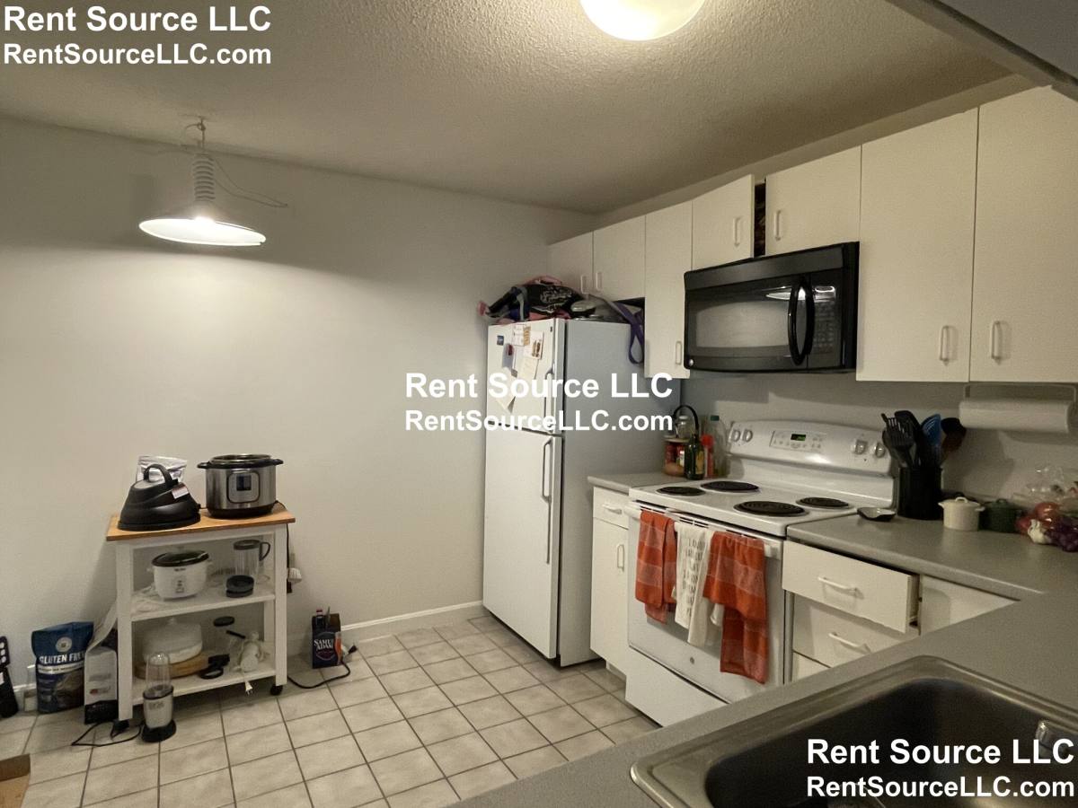 Townhouse for rent at 175 Beacon St #102, Somerville, MA 02143