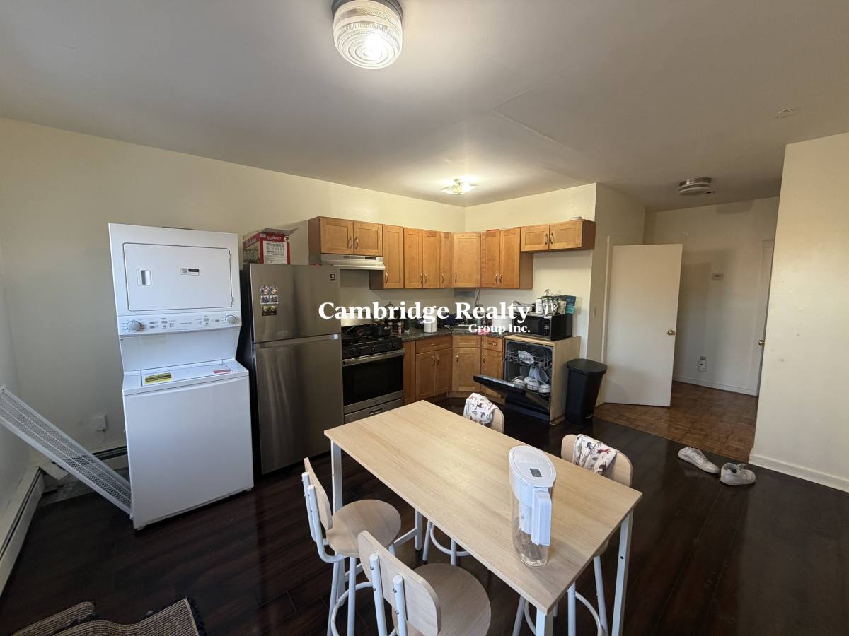 Apartment for rent at 1576 Tremont St #3T, Roxbury Crossing, MA 02120