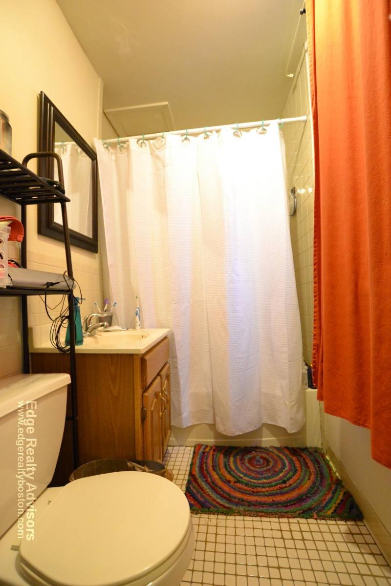 Apartment for rent at 53 Brackett St #1, Brighton, MA 02135