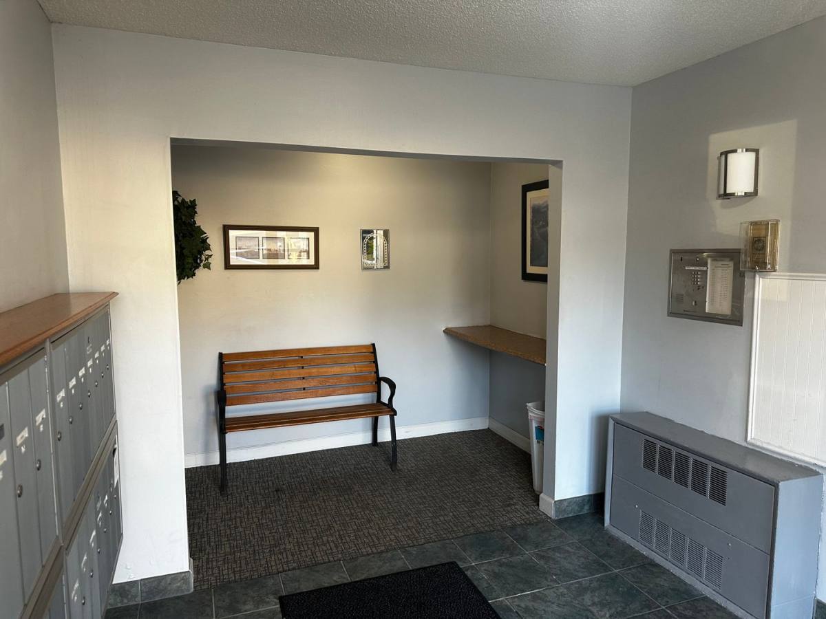 Apartment for rent at 135 Crosstown Blvd, Chaska, MN 55318