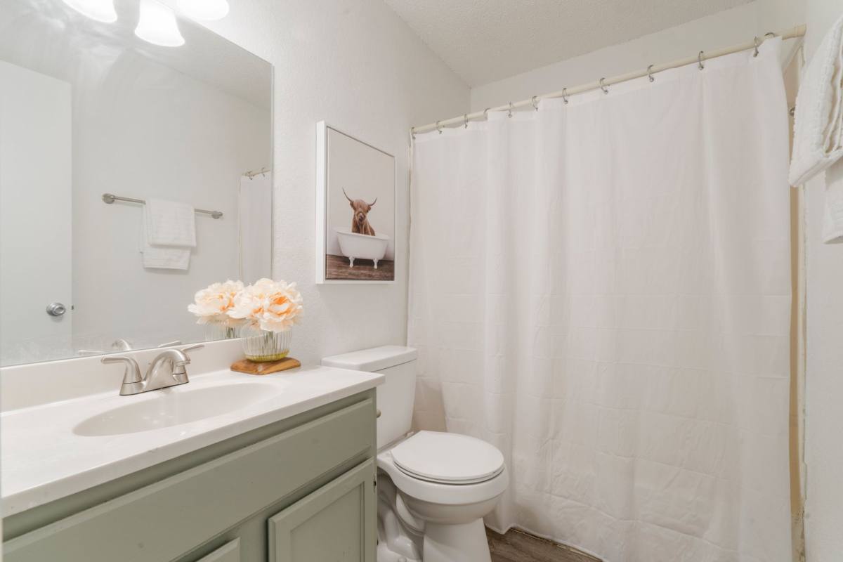 Apartment for rent at 2090 S Lynn Riggs Blvd, Claremore, OK 74019