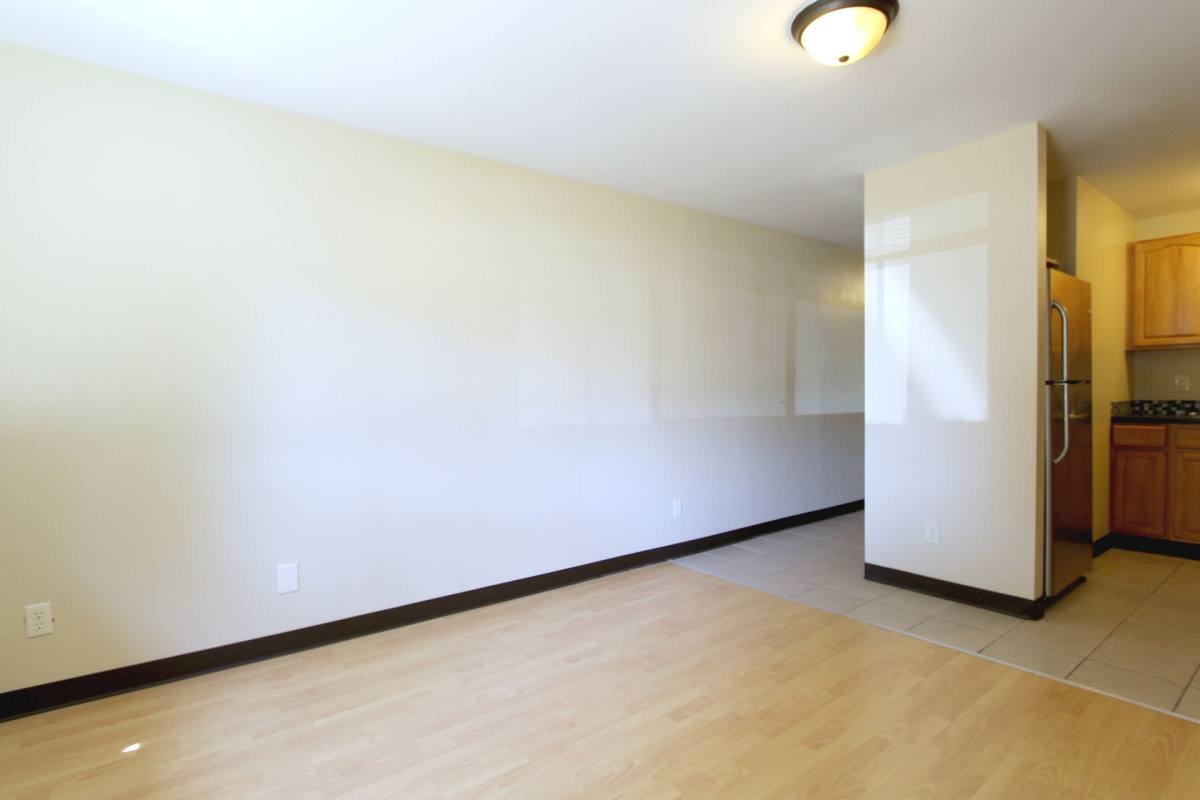 Apartment for rent at 15411 4th Ave SW, Seattle, WA 98166