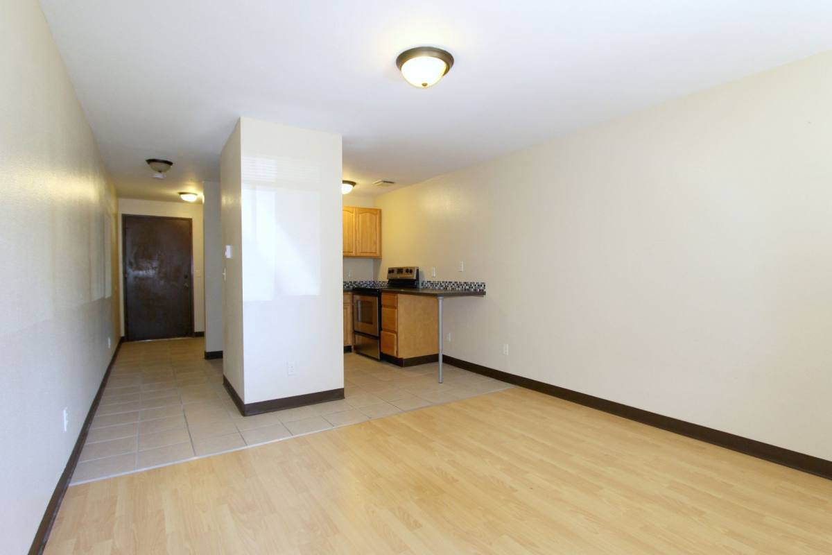 Apartment for rent at 15411 4th Ave SW, Seattle, WA 98166