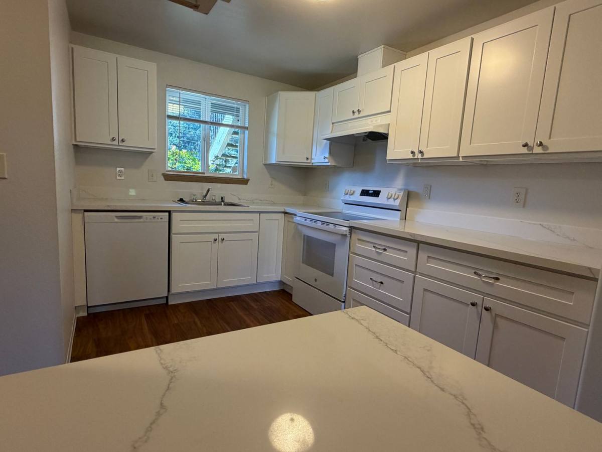 Apartment for rent at 5501 S Mullen St, Tacoma, WA 98409
