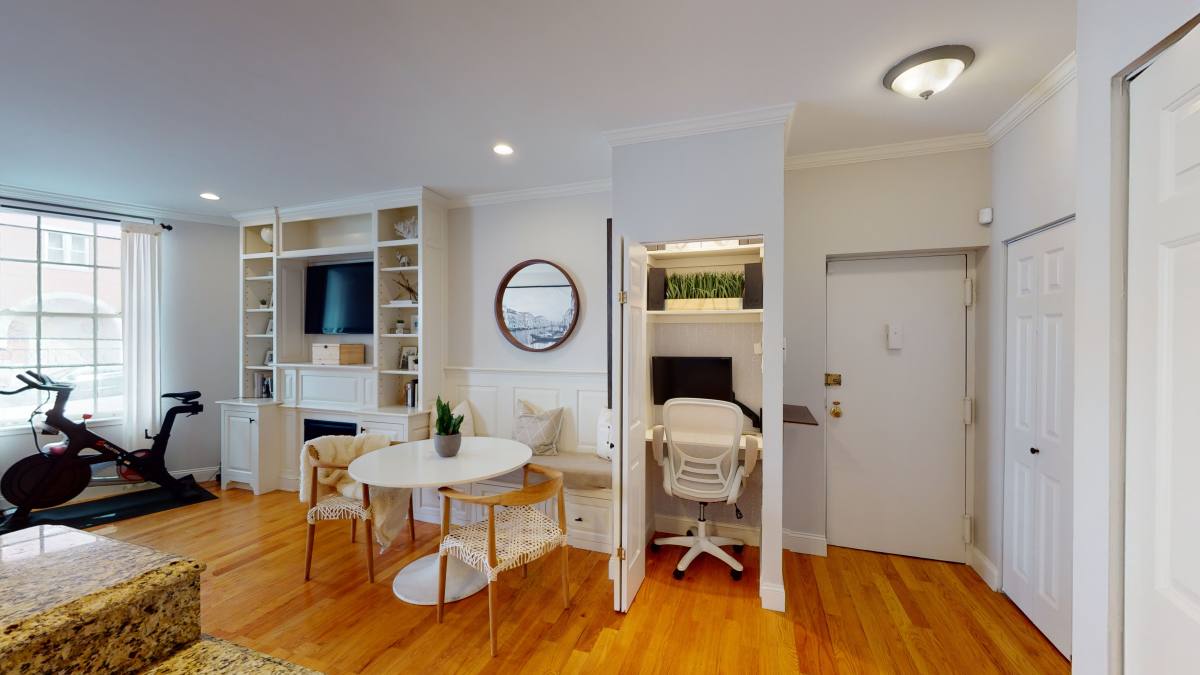 Apartment for rent at 27 Bowdoin #4, Boston, MA 02114