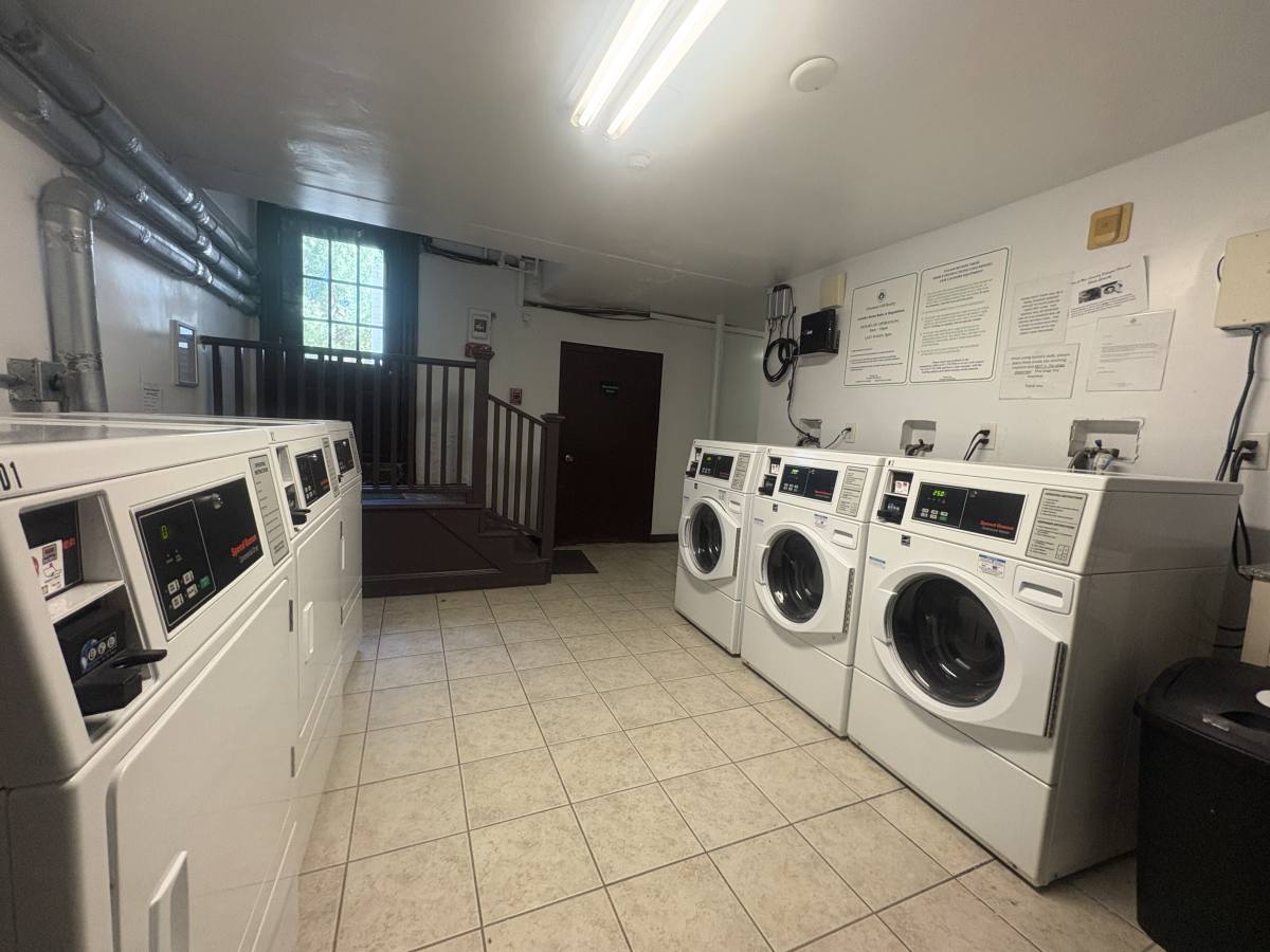 Apartment for rent at 17 Fairbanks St #12-1, Brookline, MA 02446