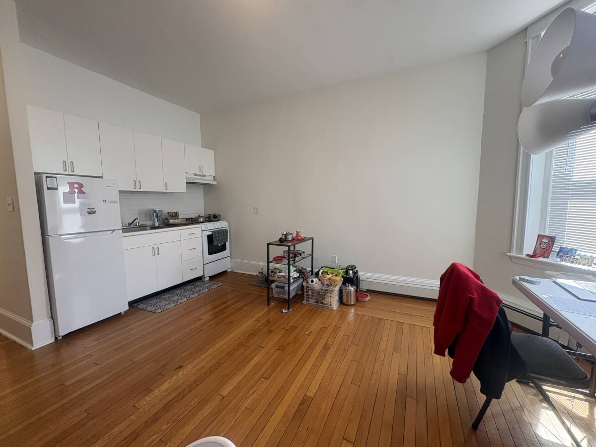 Apartment for rent at 17 Fairbanks St #12-1, Brookline, MA 02446