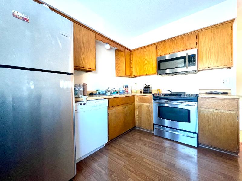 Apartment for rent at 460 Stanley St #2, Saint Paul, MN 55118