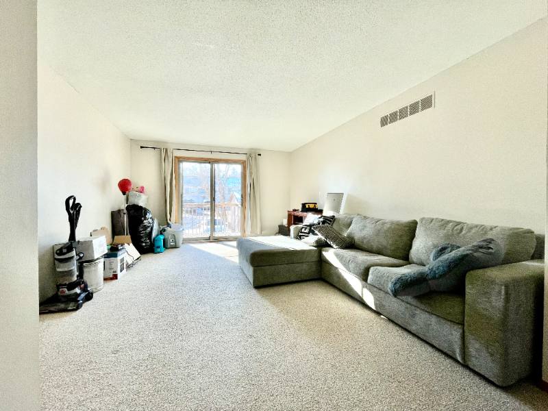 Apartment for rent at 460 Stanley St #2, Saint Paul, MN 55118