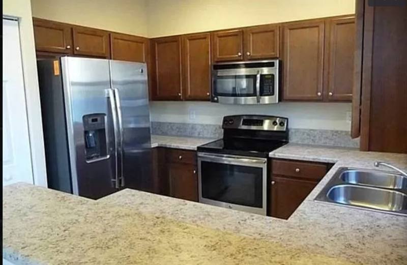 Townhouse for rent at 3338 W 90th St, Hialeah, FL 33018