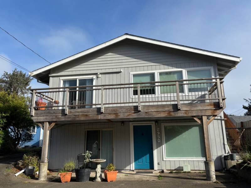 Apartment for rent at 2950B SW Beach Ave, Lincoln City, OR 97367