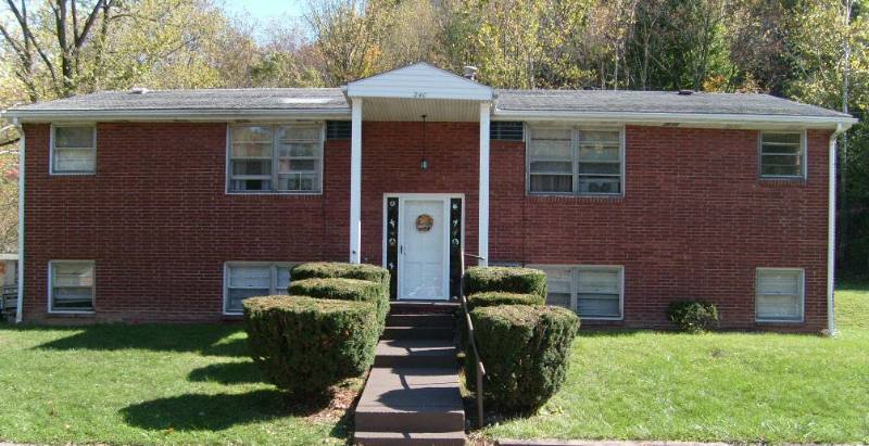 Apartment for rent at 230 Ambridge Ave #1, Ambridge, PA 15003