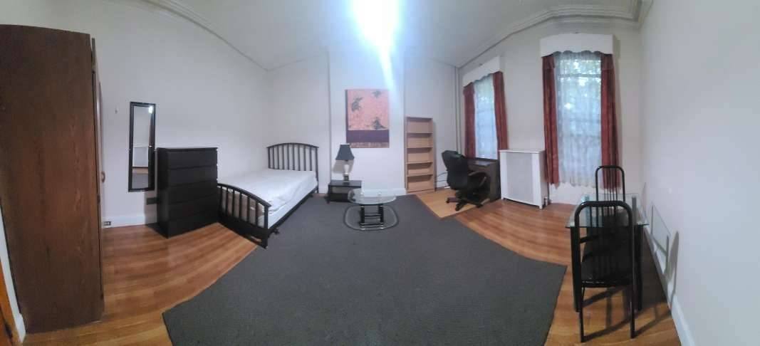 Apartment for rent at 122 India St #4 A, Brooklyn, NY 11222