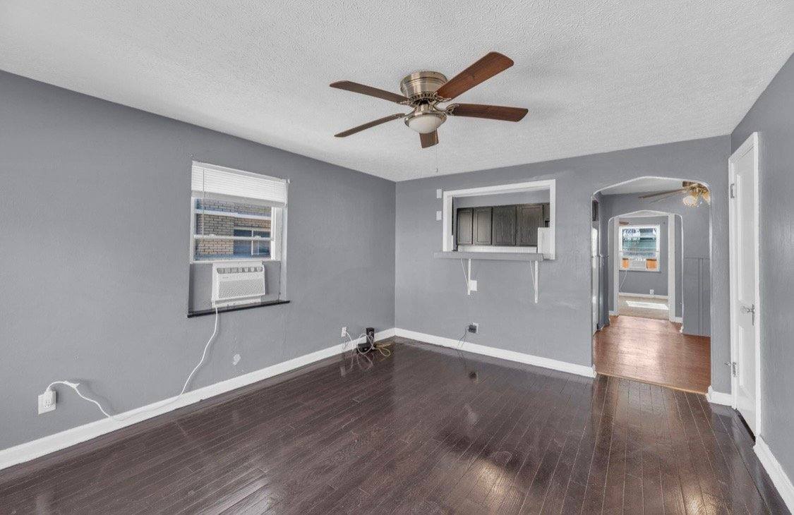 Apartment for rent at 1631 Summit Ave #2, Cincinnati, OH 45237