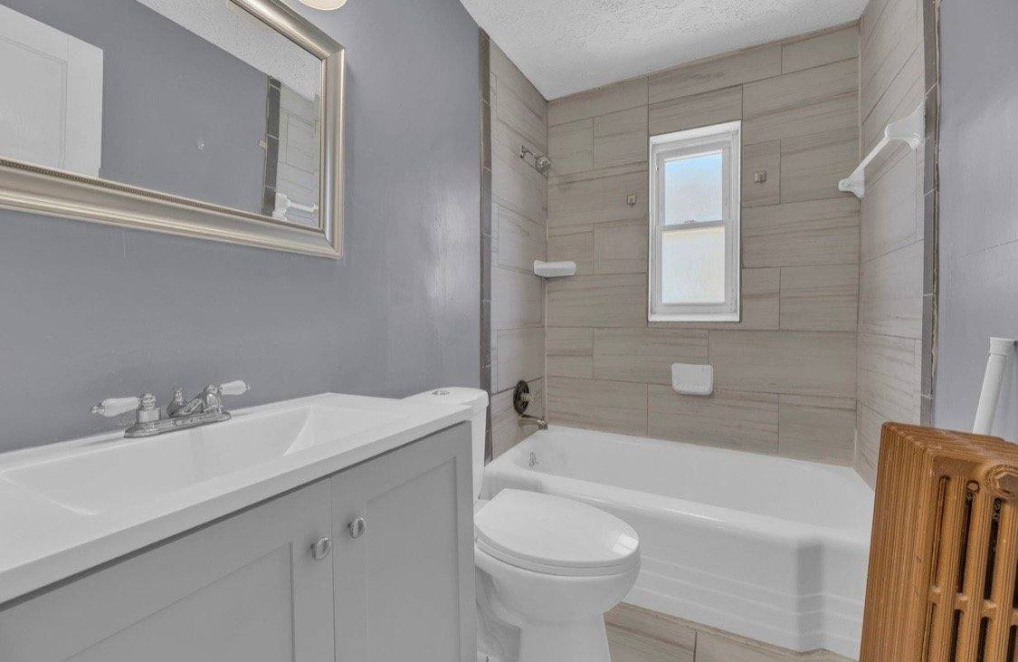 Apartment for rent at 1631 Summit Ave #2, Cincinnati, OH 45237