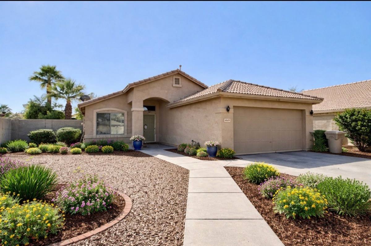 House for rent at 7825 W San Miguel Ave, Glendale, AZ 85303