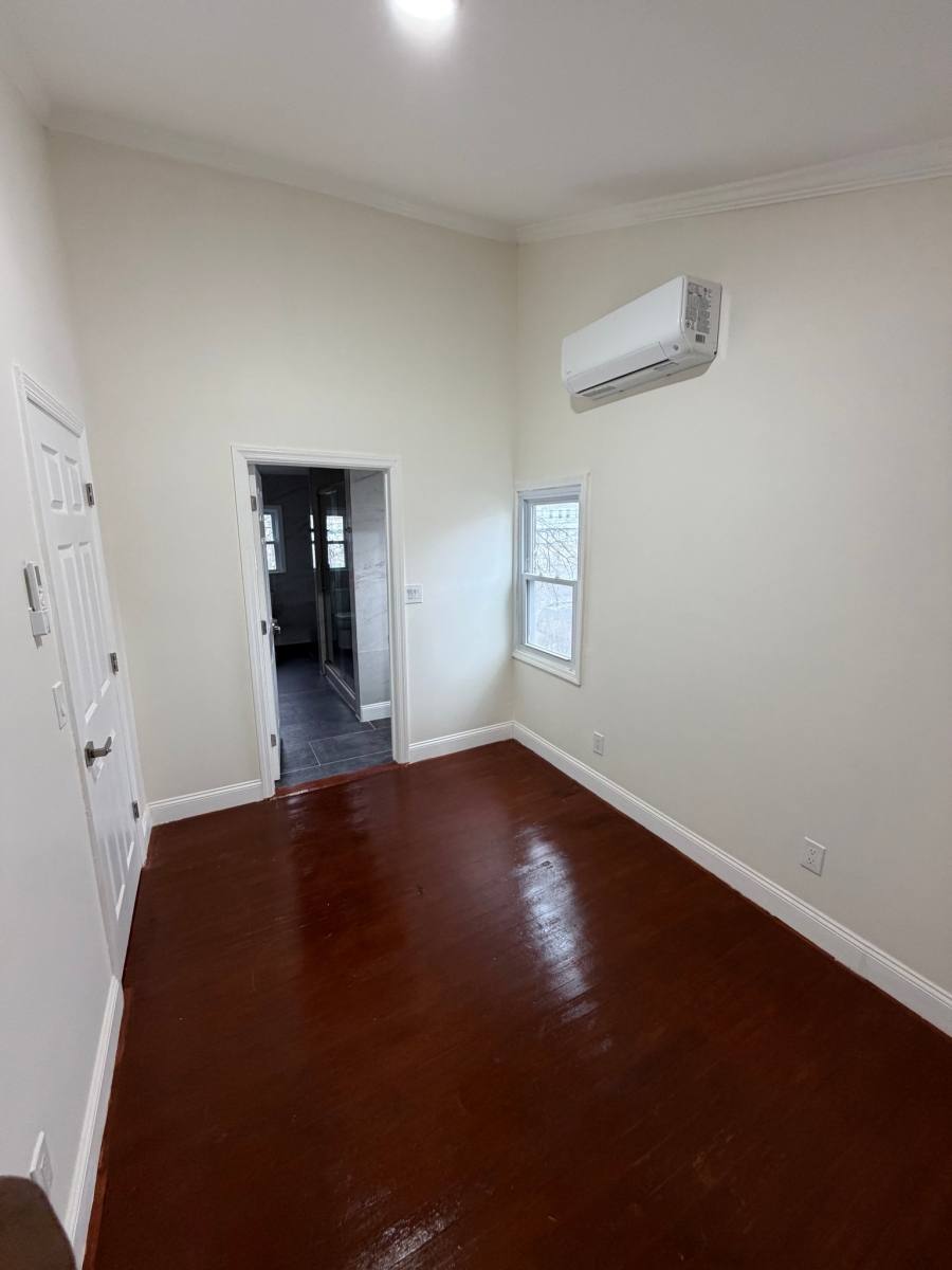 Apartment for rent at 39 Jackson St #2, Mount Vernon, NY 10553