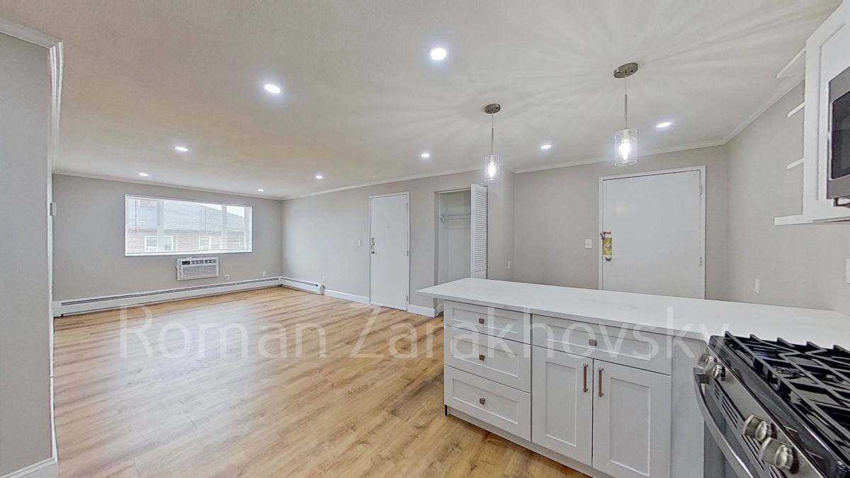 Apartment for rent at 979 Fellsway #10, Medford, MA 02155