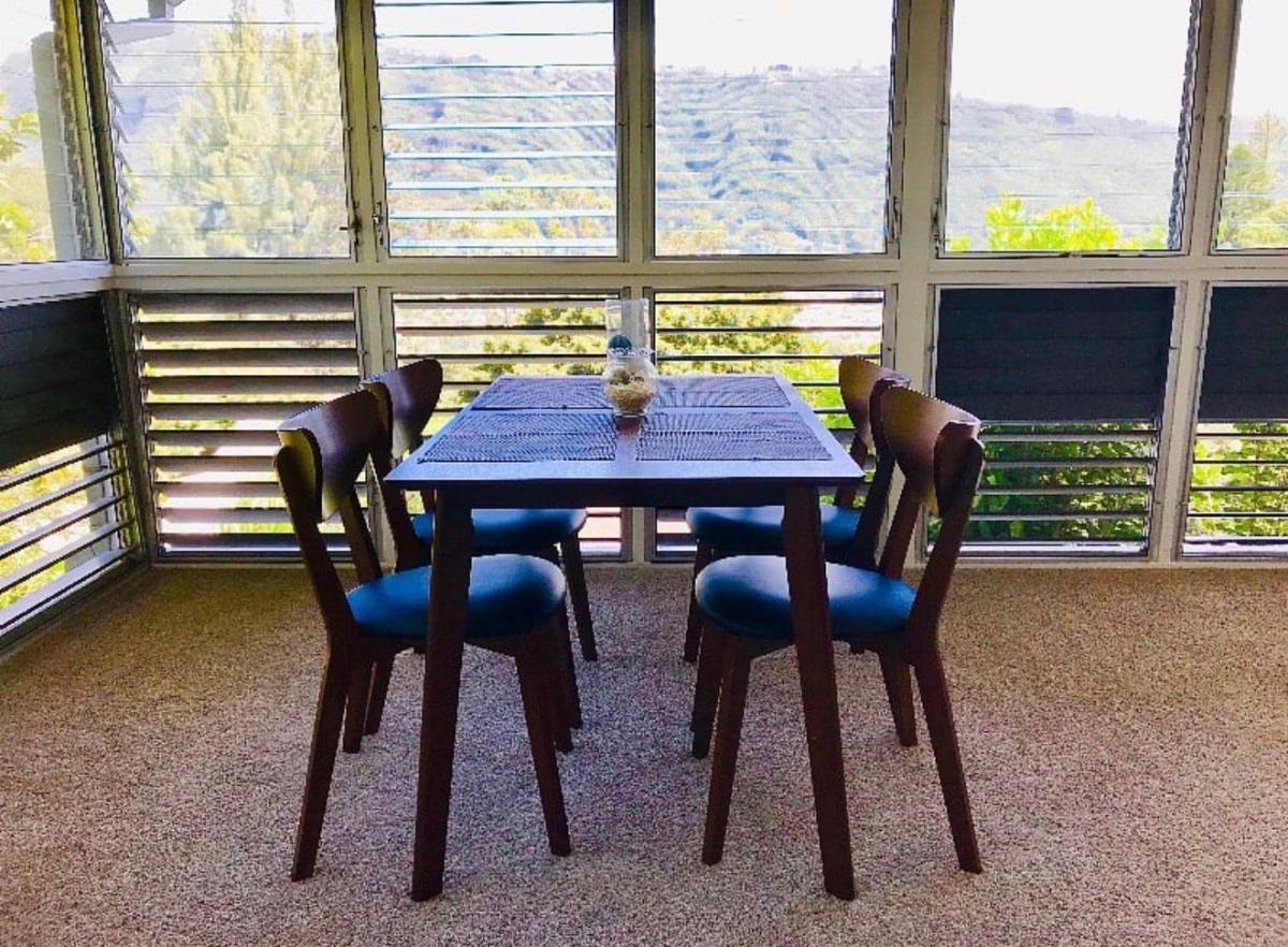 Apartment for rent at 3321 Anoai Place, Honolulu, HI 96822
