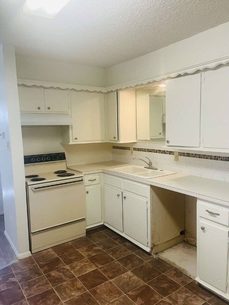 Townhouse for rent at 5433 40th St #A, Lubbock, TX 79414