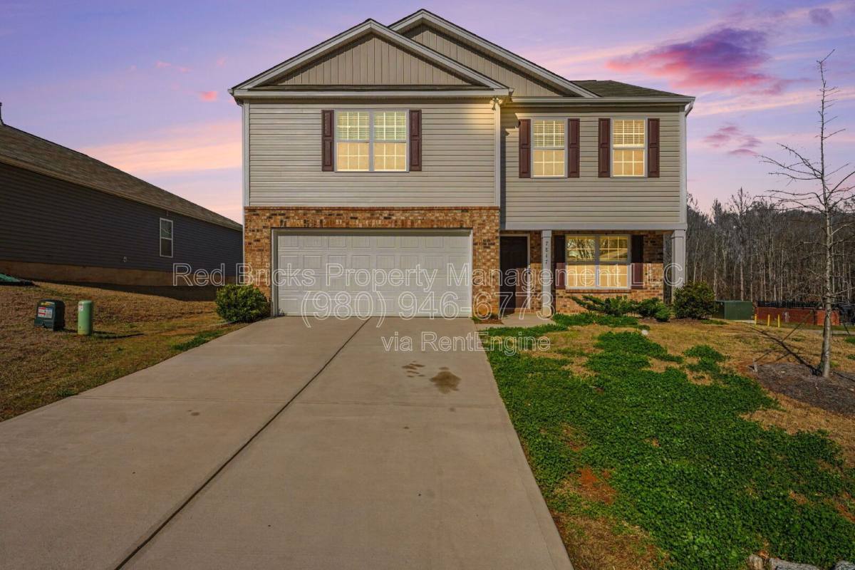 House for rent at 7847 Whispering Stream Dr, Sherrills Ford, NC 28673
