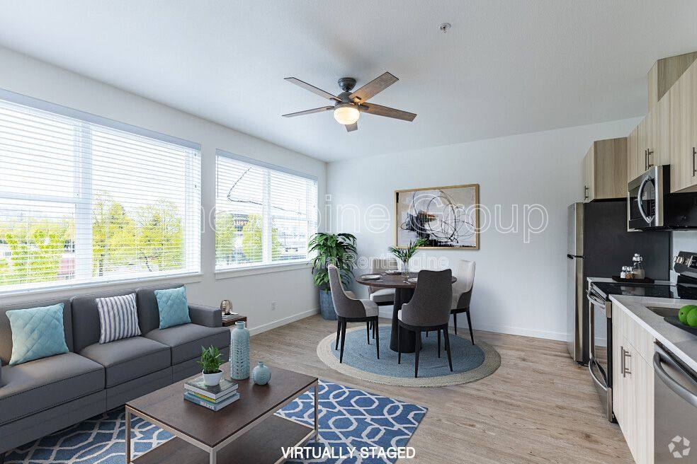 Apartment for rent at 3014 SE 8th Ave #204, Portland, OR 97202