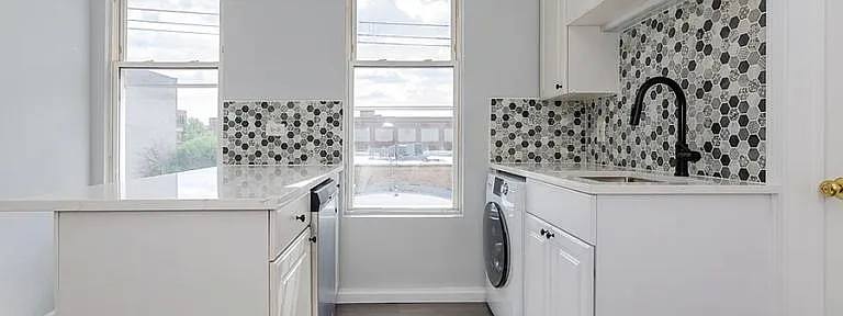 Apartment for rent at 815 N Fairfield Ave #1R, Chicago, IL 60622